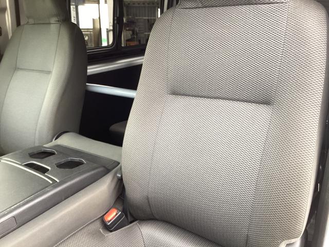 ハイエースバン ロングＤＸ　６型　ＧＬパッケージ仕様　クリアランスソナー　トヨタセーフティセンス　リアスライドガラス小窓　ドライブレコーダー　カロッツェリアＳＤナビ　純正セキュリティ　内張レザー変更　ビルトインＥＴＣ　キーレス（36枚目）