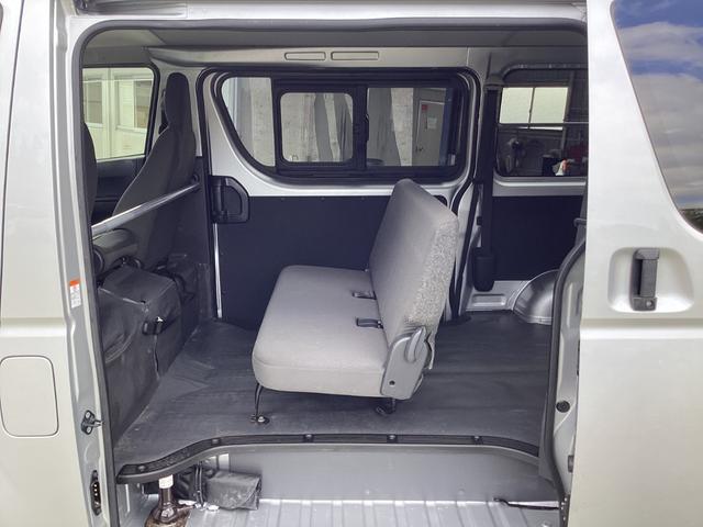 ハイエースバン ロングＤＸ　６型　ＧＬパッケージ仕様　クリアランスソナー　トヨタセーフティセンス　リアスライドガラス小窓　ドライブレコーダー　カロッツェリアＳＤナビ　純正セキュリティ　内張レザー変更　ビルトインＥＴＣ　キーレス（37枚目）