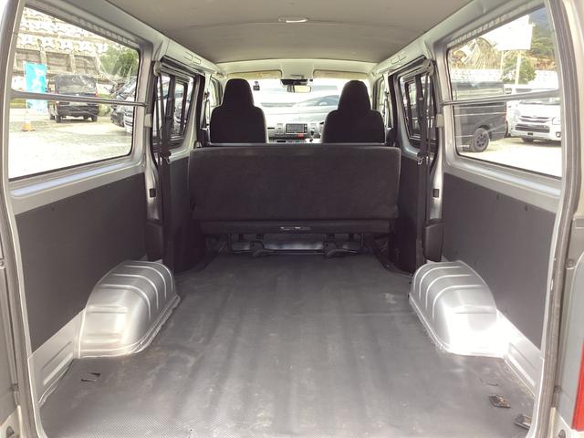 ハイエースバン ロングＤＸ　６型　ＧＬパッケージ仕様　クリアランスソナー　トヨタセーフティセンス　リアスライドガラス小窓　ドライブレコーダー　カロッツェリアＳＤナビ　純正セキュリティ　内張レザー変更　ビルトインＥＴＣ　キーレス（41枚目）
