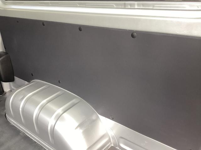 ハイエースバン ロングＤＸ　６型　ＧＬパッケージ仕様　クリアランスソナー　トヨタセーフティセンス　リアスライドガラス小窓　ドライブレコーダー　カロッツェリアＳＤナビ　純正セキュリティ　内張レザー変更　ビルトインＥＴＣ　キーレス（44枚目）