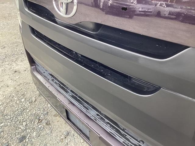 ハイエースバン スーパーＧＬ　ダークプライム　４型後期　社外アルミホイール　ＬＥＤイエローフォグランプ　ビルトインＥＴＣ２．０　リアスライドガラス小窓　タイミングベルト交換済み　純正ＬＥＤヘッドライト　プッシュスタート　１００Ｖ電源（13枚目）