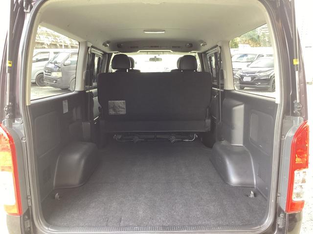 ハイエースバン スーパーＧＬ　ダークプライム　４型後期　社外アルミホイール　ＬＥＤイエローフォグランプ　ビルトインＥＴＣ２．０　リアスライドガラス小窓　タイミングベルト交換済み　純正ＬＥＤヘッドライト　プッシュスタート　１００Ｖ電源（38枚目）