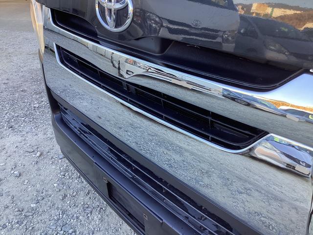 レジアスエースバン ロングＤＸ　４型　ワンオーナー　ＧＬパッケージ仕様　ミラー型バックモニター　ルーフキャリア　リアスライドガラス小窓　助手席エアバック　１００Ｖ電源　ビルトインＥＴＣ　内張レザー変更　ストラーダＨＤＤナビ　キーレス（13枚目）