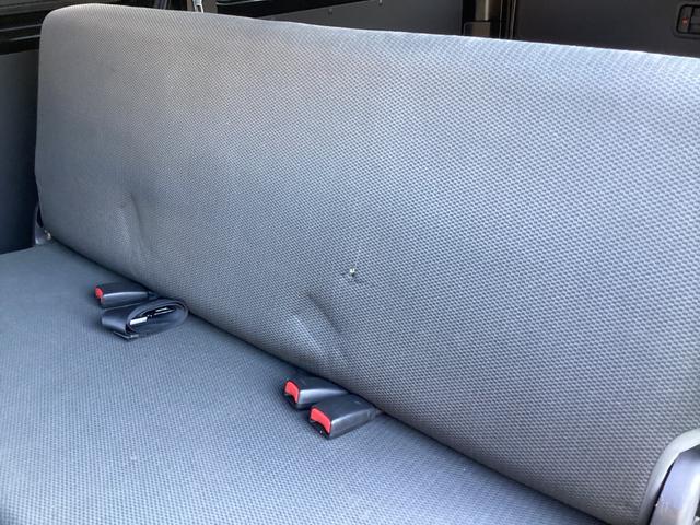 レジアスエースバン ロングＤＸ　４型　ワンオーナー　ＧＬパッケージ仕様　ミラー型バックモニター　ルーフキャリア　リアスライドガラス小窓　助手席エアバック　１００Ｖ電源　ビルトインＥＴＣ　内張レザー変更　ストラーダＨＤＤナビ　キーレス（36枚目）