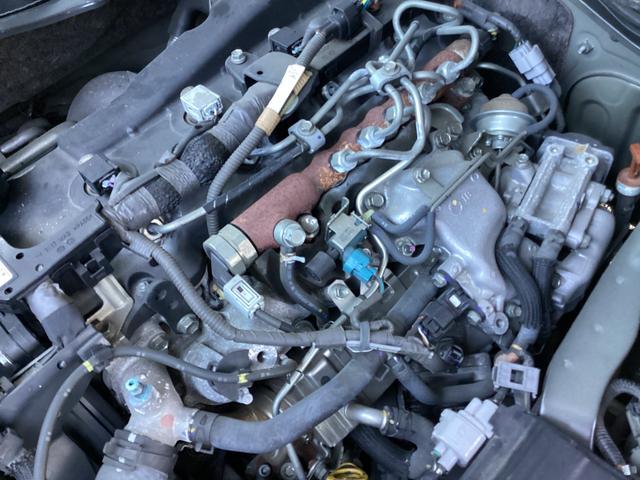 レジアスエースバン ロングＤＸ　４型　ワンオーナー　ＧＬパッケージ仕様　ミラー型バックモニター　ルーフキャリア　リアスライドガラス小窓　助手席エアバック　１００Ｖ電源　ビルトインＥＴＣ　内張レザー変更　ストラーダＨＤＤナビ　キーレス（47枚目）