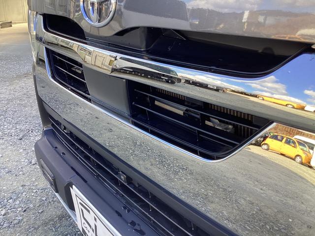 ハイエースバン スーパーGL ダークプライムII 6型 TRDエアロ4点 アルパインBIGXフローティングナビ TRDスポーツシート パノラミックビュー クリアランスソナー トヨタセーフティセンス ベッドキット ドライブレコーダー前後(19枚目)