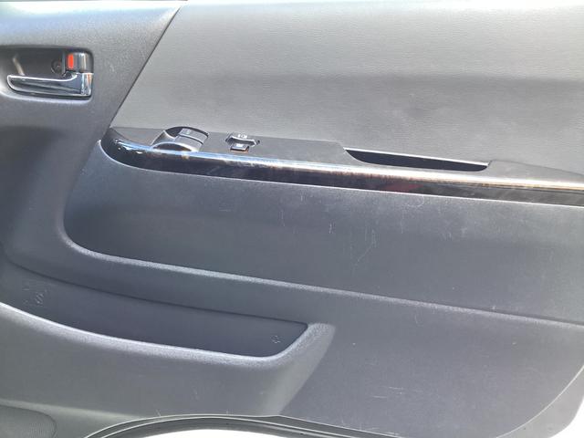 ハイエースバン スーパーGL ダークプライムII 6型 TRDエアロ4点 アルパインBIGXフローティングナビ TRDスポーツシート パノラミックビュー クリアランスソナー トヨタセーフティセンス ベッドキット ドライブレコーダー前後(24枚目)