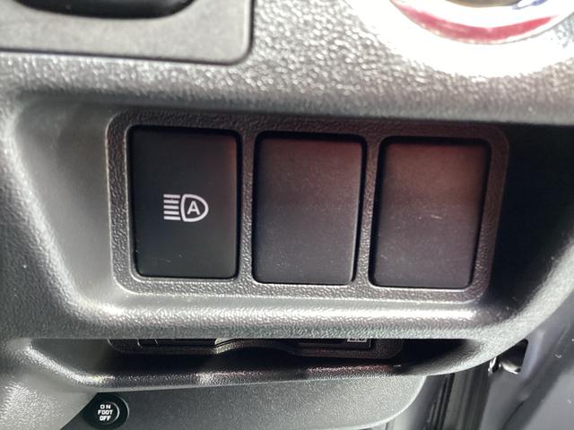 ハイエースバン スーパーGL ダークプライムII 6型 TRDエアロ4点 アルパインBIGXフローティングナビ TRDスポーツシート パノラミックビュー クリアランスソナー トヨタセーフティセンス ベッドキット ドライブレコーダー前後(28枚目)