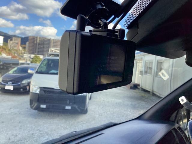 ハイエースバン スーパーGL ダークプライムII 6型 TRDエアロ4点 アルパインBIGXフローティングナビ TRDスポーツシート パノラミックビュー クリアランスソナー トヨタセーフティセンス ベッドキット ドライブレコーダー前後(41枚目)