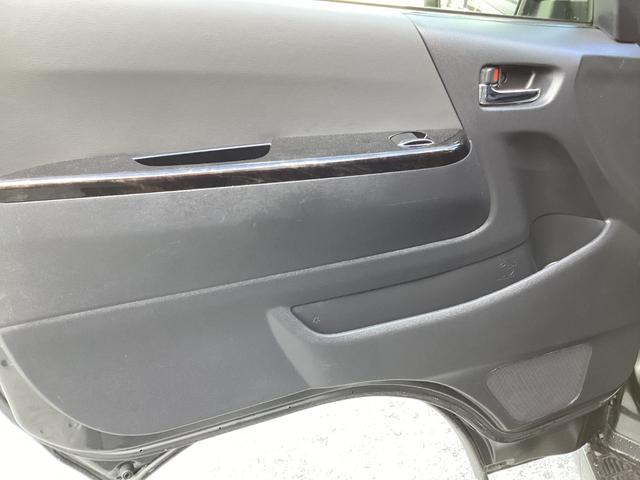 ハイエースバン スーパーGL ダークプライムII 6型 TRDエアロ4点 アルパインBIGXフローティングナビ TRDスポーツシート パノラミックビュー クリアランスソナー トヨタセーフティセンス ベッドキット ドライブレコーダー前後(44枚目)