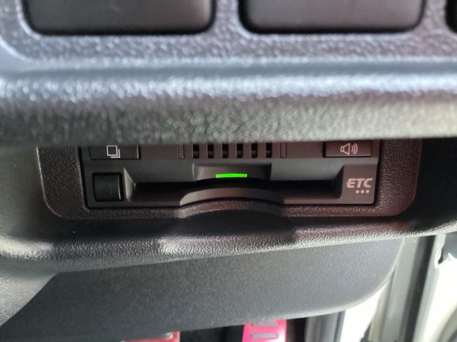 ハイエースバン スーパーGL ダークプライムII 7型 モデリスタエアロ4点 両側パワースライドドア パノラミックビュー ワンオーナー TRDアルミホイール クリアランスソナー トヨタセーフティセンス デジタルインナーミラー ビルトインETC(25枚目)