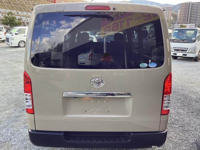 レジアスエースバン ロングスーパーGL 2型 アースカラーパッケージ仕様 4型フェイス 新品タイミングベルト 新品シートカバー LEDデイライト付きバンパーガード バットフェイスボンネット ドライブレコーダー 助手席エアバック ETC(4枚目)