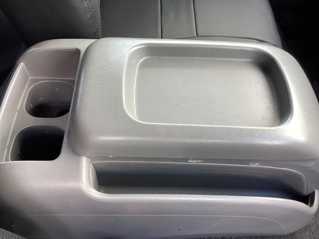 レジアスエースバン ロングスーパーGL 2型 アースカラーパッケージ仕様 4型フェイス 新品タイミングベルト 新品シートカバー LEDデイライト付きバンパーガード バットフェイスボンネット ドライブレコーダー 助手席エアバック ETC(23枚目)