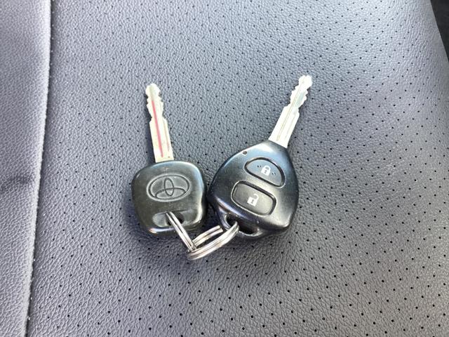 レジアスエースバン ロングスーパーGL 2型 アースカラーパッケージ仕様 4型フェイス 新品タイミングベルト 新品シートカバー LEDデイライト付きバンパーガード バットフェイスボンネット ドライブレコーダー 助手席エアバック ETC(45枚目)