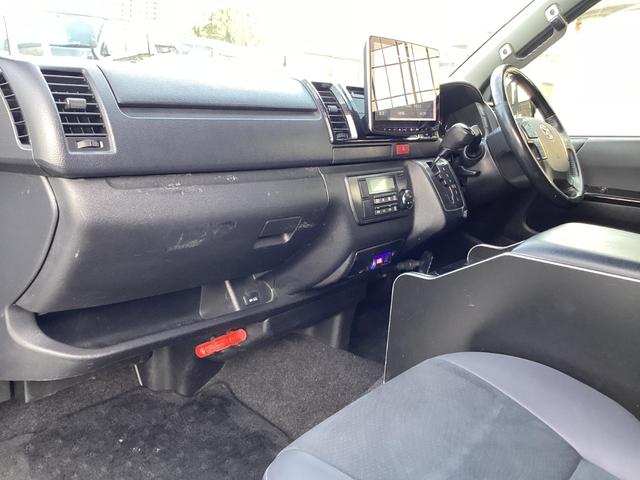 ハイエースバン スーパーGL ダークプライム 4型 アルパインBIGXフローティングナビ モデリスタデイライト付きフロントスポイラー フリップダウンモニター デジタルインナーミラー型ドラレコ前後 LEDフォグランプ ダークプライム限定色(34枚目)