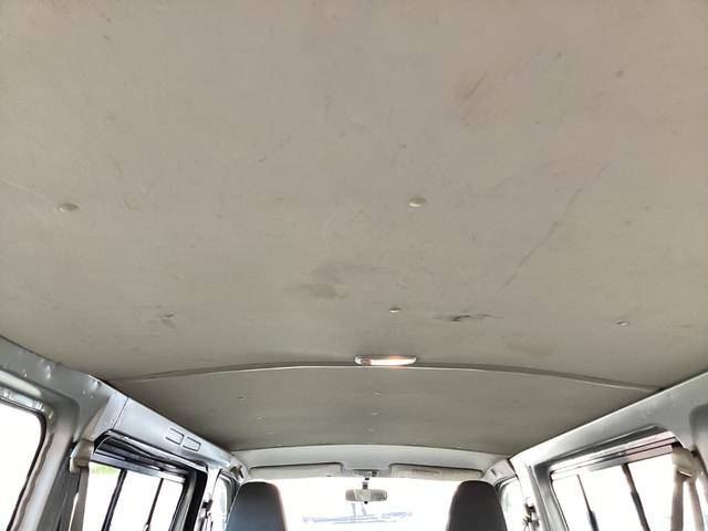 シートカバー、アルミホイール、キーレス、ＬＥＤ、ＨＩＤ、ナビ、バックカメラ、後席モニター、フルエアロ、ローダウンなど内装外装部品のカスタム承りますので、お気軽にご相談ください♪