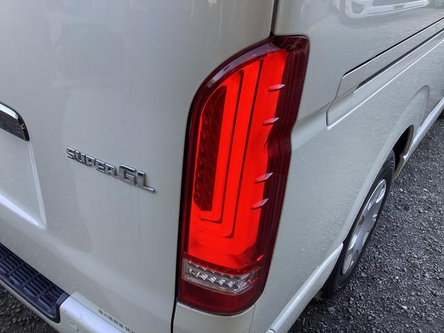 ハイエースバン スーパーＧＬ　ダークプライムＩＩ　７型　アルパインＢＩＧＸフローティングナビ　パノラミックビュー　ベッドキット　社外デジタルインナーミラー型ドラレコ前後　ヴァレンティテールランプ　クリアランスソナー　トヨタセーフティセンス（9枚目）