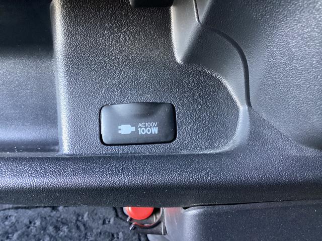 ハイエースバン スーパーＧＬ　ダークプライムＩＩ　７型　アルパインＢＩＧＸフローティングナビ　パノラミックビュー　ベッドキット　社外デジタルインナーミラー型ドラレコ前後　ヴァレンティテールランプ　クリアランスソナー　トヨタセーフティセンス（42枚目）