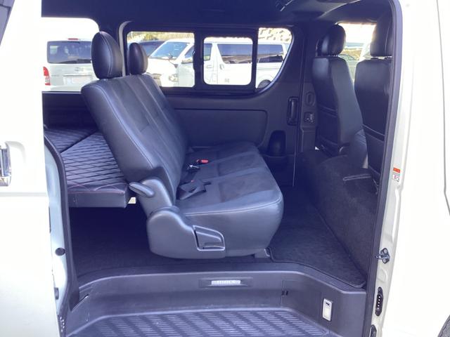 ハイエースバン スーパーＧＬ　ダークプライムＩＩ　７型　アルパインＢＩＧＸフローティングナビ　パノラミックビュー　ベッドキット　社外デジタルインナーミラー型ドラレコ前後　ヴァレンティテールランプ　クリアランスソナー　トヨタセーフティセンス（49枚目）