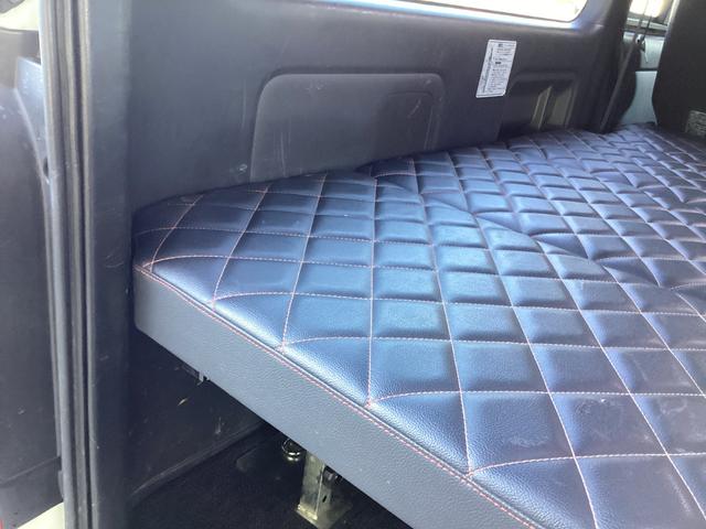 ハイエースバン スーパーＧＬ　ダークプライムＩＩ　７型　アルパインＢＩＧＸフローティングナビ　パノラミックビュー　ベッドキット　社外デジタルインナーミラー型ドラレコ前後　ヴァレンティテールランプ　クリアランスソナー　トヨタセーフティセンス（54枚目）