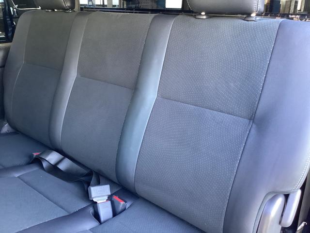 ハイエースバン スーパーGL ダークプライムII 7型 ローダウン 両側パワースライドドア 社外フローティングナビ クリアランスソナー トヨタセーフティセンス ドライブレコーダー前後 純正アルミホイール 純正LEDフォグランプ 助手席エアバック(42枚目)