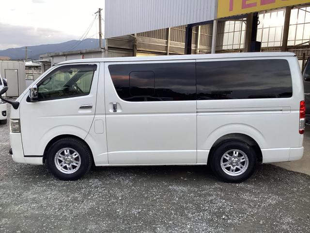ハイエースバン スーパーGL ダークプライムII 6型 ワンオーナー パノラミックビュー クリアランスソナー トヨタセーフティセンス デジタルインナーミラー リアスライドガラス小窓 ドライブレコーダー 社外アルミホイール ビルトインETC2.0(2枚目)