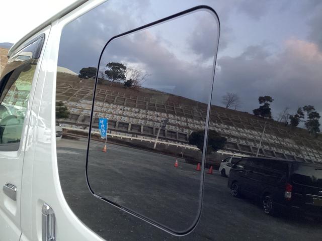 ハイエースバン スーパーGL ダークプライムII 6型 ワンオーナー パノラミックビュー クリアランスソナー トヨタセーフティセンス デジタルインナーミラー リアスライドガラス小窓 ドライブレコーダー 社外アルミホイール ビルトインETC2.0(11枚目)