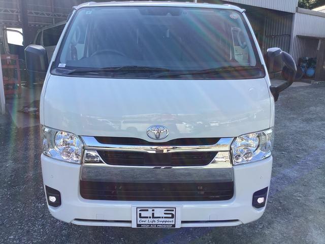 ハイエースバン ロングDX GLパッケージ 7型 9人乗り パノラミックビュー 純正LEDヘッドライト ダブルエアコン ワンオーナー クリアランスソナー トヨタセーフティセンス リアスライドガラス小窓 ドライブレコーダー 3列シート(8枚目)