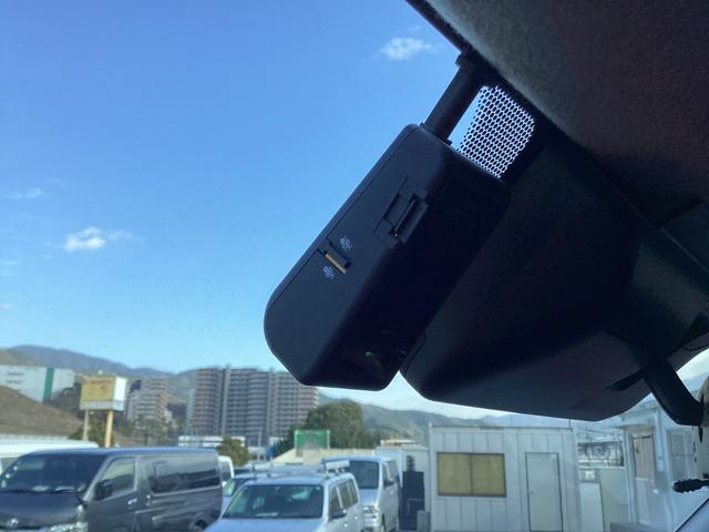 ハイエースバン ロングDX GLパッケージ 7型 9人乗り パノラミックビュー 純正LEDヘッドライト ダブルエアコン ワンオーナー クリアランスソナー トヨタセーフティセンス リアスライドガラス小窓 ドライブレコーダー 3列シート(37枚目)