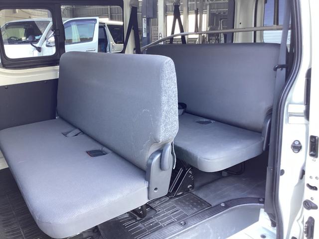 ハイエースバン ロングDX GLパッケージ 7型 9人乗り パノラミックビュー 純正LEDヘッドライト ダブルエアコン ワンオーナー クリアランスソナー トヨタセーフティセンス リアスライドガラス小窓 ドライブレコーダー 3列シート(45枚目)