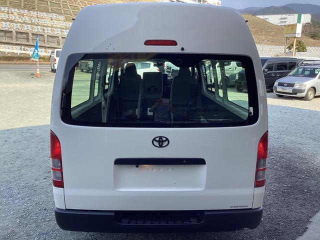 ハイエースバン SロングDX 1型 4型フェイス GLパッケージ仕様 アルパインBIGXフローティングディスプレイオーディオ ローダウン ダブルエアコン フロアパネル 社外電動格納ウインカー ミラーリアスピーカー スライド小窓(4枚目)