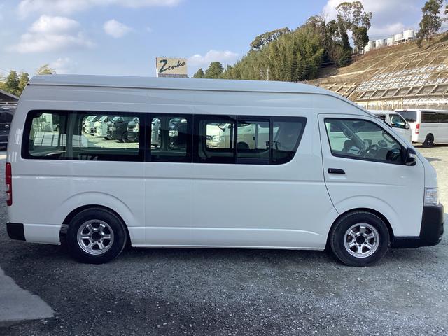 ハイエースバン SロングDX 1型 4型フェイス GLパッケージ仕様 アルパインBIGXフローティングディスプレイオーディオ ローダウン ダブルエアコン フロアパネル 社外電動格納ウインカー ミラーリアスピーカー スライド小窓(6枚目)