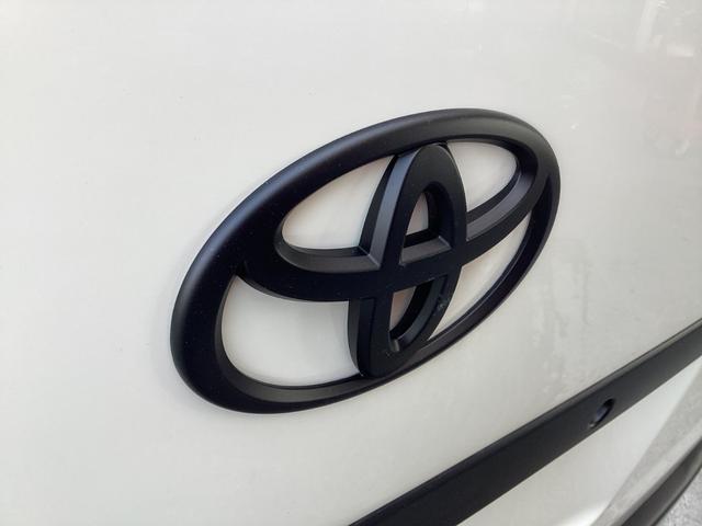 ハイエースバン SロングDX 1型 4型フェイス GLパッケージ仕様 アルパインBIGXフローティングディスプレイオーディオ ローダウン ダブルエアコン フロアパネル 社外電動格納ウインカー ミラーリアスピーカー スライド小窓(9枚目)