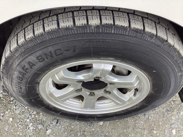 ハイエースバン SロングDX 1型 4型フェイス GLパッケージ仕様 アルパインBIGXフローティングディスプレイオーディオ ローダウン ダブルエアコン フロアパネル 社外電動格納ウインカー ミラーリアスピーカー スライド小窓(16枚目)