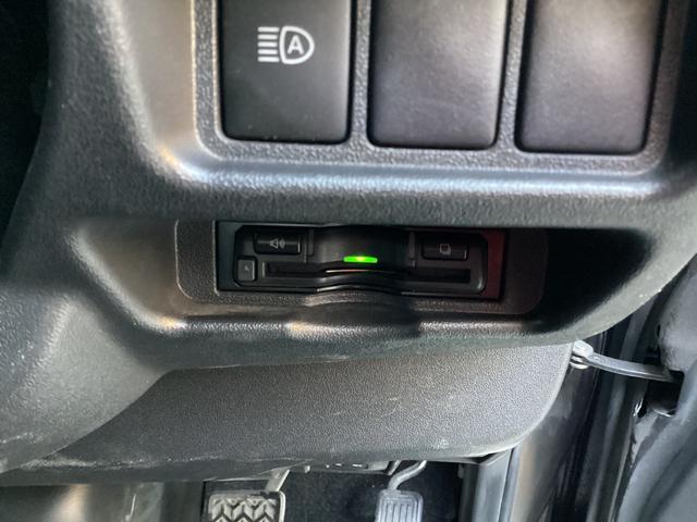 ハイエースバン スーパーGL ダークプライムII 6型 アルパインBIGXフローティングナビ パノラミックビュー クリアランスソナー アルパインフリップダウンモニター TSS 新品シートカバー デジタルインナーミラー ドライブレコーダー前後(24枚目)