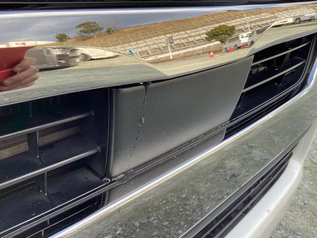 ハイエースバン スーパーＧＬ　ダークプライムＩＩ　６型　ベッドキット　社外レーダー　純正アルミホイール　トヨタセーフティセンス　リアスライドガラス小窓　ビルトインＥＴＣ２．０　助手席エアバック　１００Ｖ電源　プッシュスタート　純正ＬＥＤヘッドライト（14枚目）