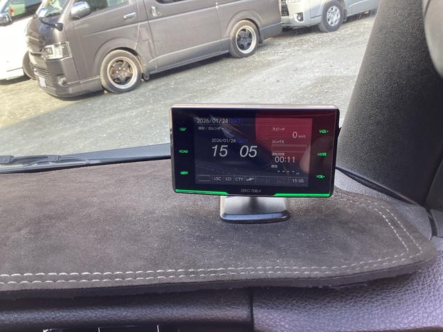 ハイエースバン スーパーＧＬ　ダークプライムＩＩ　６型　ベッドキット　社外レーダー　純正アルミホイール　トヨタセーフティセンス　リアスライドガラス小窓　ビルトインＥＴＣ２．０　助手席エアバック　１００Ｖ電源　プッシュスタート　純正ＬＥＤヘッドライト（25枚目）
