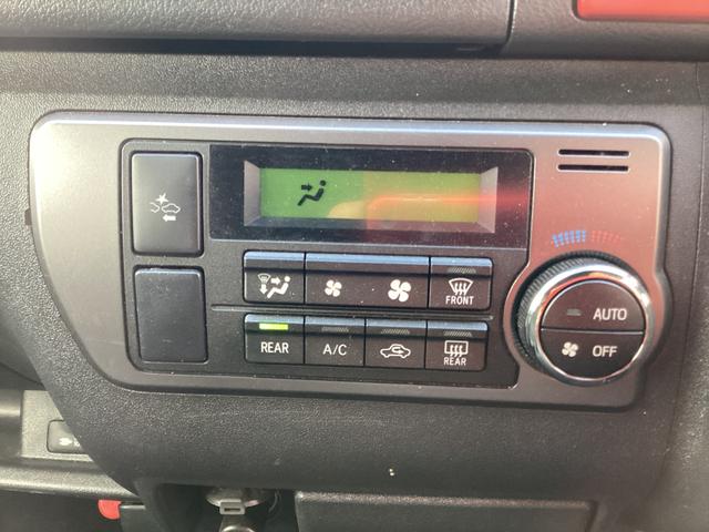 ハイエースバン スーパーＧＬ　ダークプライムＩＩ　６型　ベッドキット　社外レーダー　純正アルミホイール　トヨタセーフティセンス　リアスライドガラス小窓　ビルトインＥＴＣ２．０　助手席エアバック　１００Ｖ電源　プッシュスタート　純正ＬＥＤヘッドライト（29枚目）