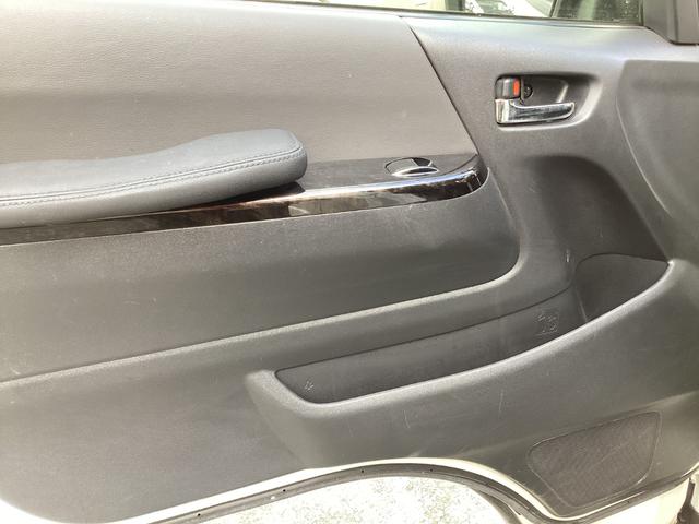 ハイエースバン スーパーＧＬ　ダークプライムＩＩ　６型　ベッドキット　社外レーダー　純正アルミホイール　トヨタセーフティセンス　リアスライドガラス小窓　ビルトインＥＴＣ２．０　助手席エアバック　１００Ｖ電源　プッシュスタート　純正ＬＥＤヘッドライト（36枚目）