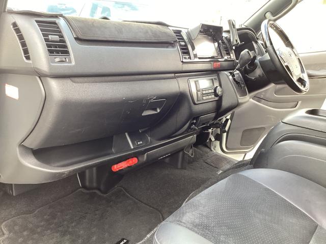 ハイエースバン スーパーＧＬ　ダークプライムＩＩ　６型　ベッドキット　社外レーダー　純正アルミホイール　トヨタセーフティセンス　リアスライドガラス小窓　ビルトインＥＴＣ２．０　助手席エアバック　１００Ｖ電源　プッシュスタート　純正ＬＥＤヘッドライト（37枚目）