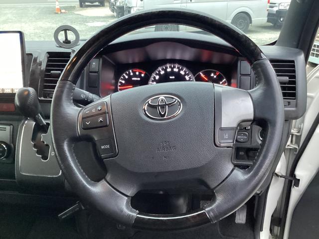 ハイエースバン スーパーＧＬ　ダークプライムＩＩ　５型　ストラーダフローティングナビ　社外アルミホイール　モデリスタデイライト付きフロントスポイラー　ＬＥＤフォグランプ　６型メッキ電動格納ミラー　ドライブレコーダー　助手席エアバック　１００Ｖ電源（24枚目）