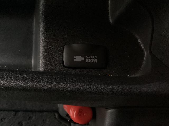 ハイエースバン スーパーＧＬ　ダークプライムＩＩ　５型　ストラーダフローティングナビ　社外アルミホイール　モデリスタデイライト付きフロントスポイラー　ＬＥＤフォグランプ　６型メッキ電動格納ミラー　ドライブレコーダー　助手席エアバック　１００Ｖ電源（36枚目）