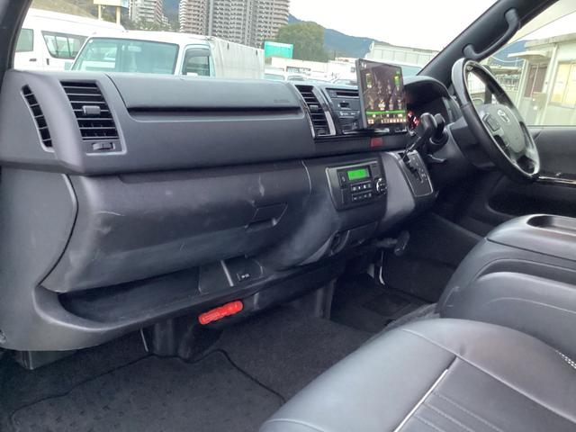 ハイエースバン スーパーＧＬ　ダークプライムＩＩ　５型　ストラーダフローティングナビ　社外アルミホイール　モデリスタデイライト付きフロントスポイラー　ＬＥＤフォグランプ　６型メッキ電動格納ミラー　ドライブレコーダー　助手席エアバック　１００Ｖ電源（38枚目）