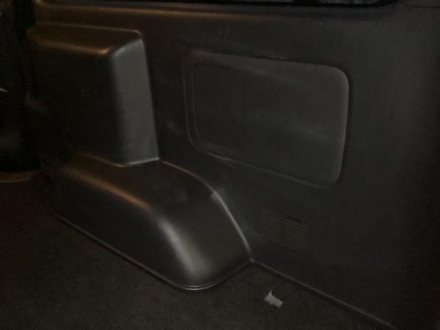 ハイエースバン スーパーＧＬ　ダークプライムＩＩ　５型　ストラーダフローティングナビ　社外アルミホイール　モデリスタデイライト付きフロントスポイラー　ＬＥＤフォグランプ　６型メッキ電動格納ミラー　ドライブレコーダー　助手席エアバック　１００Ｖ電源（48枚目）