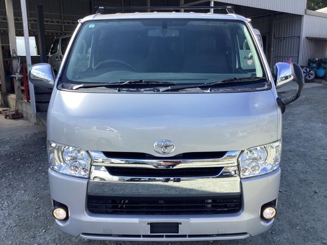 ハイエースバン ロングスーパーＧＬ　４型　純正ＬＥＤヘッドライト　プッシュスタート　新品シートカバー　バータイプルーフキャリア　ステアリングスイッチ　ミラー型バックモニター　ビルトインＥＴＣ　純正ＳＤナビ　ダブルエアコン（8枚目）