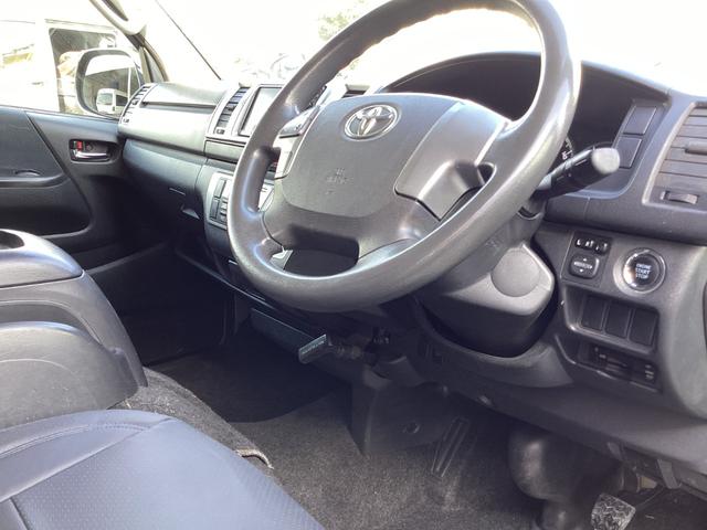 ハイエースバン ロングスーパーＧＬ　４型　純正ＬＥＤヘッドライト　プッシュスタート　新品シートカバー　バータイプルーフキャリア　ステアリングスイッチ　ミラー型バックモニター　ビルトインＥＴＣ　純正ＳＤナビ　ダブルエアコン（16枚目）