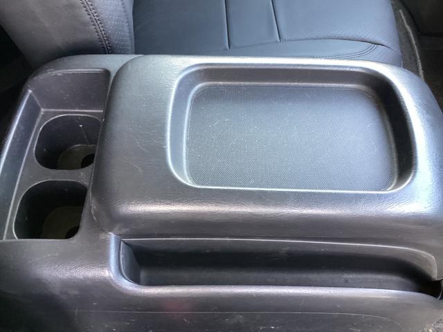 ハイエースバン ロングスーパーＧＬ　４型　純正ＬＥＤヘッドライト　プッシュスタート　新品シートカバー　バータイプルーフキャリア　ステアリングスイッチ　ミラー型バックモニター　ビルトインＥＴＣ　純正ＳＤナビ　ダブルエアコン（22枚目）