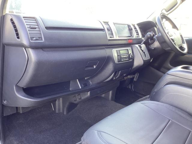 ハイエースバン ロングスーパーＧＬ　４型　純正ＬＥＤヘッドライト　プッシュスタート　新品シートカバー　バータイプルーフキャリア　ステアリングスイッチ　ミラー型バックモニター　ビルトインＥＴＣ　純正ＳＤナビ　ダブルエアコン（30枚目）