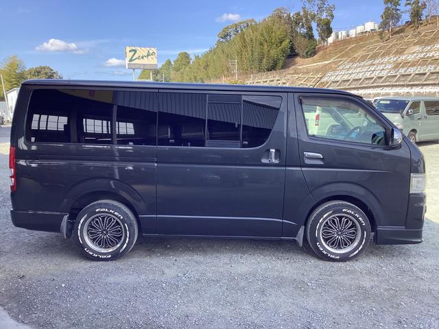 ハイエースバン ロングスーパーＧＬ　１型　社外アルミホイール　社外フロントスポイラー　新品タイミングベルト　イクリプスＳＤナビ　リアスライドガラス小窓　社外ハイマウント　ホワイトレタータイヤ　ウッドインテリアパネル　キーレス　ＥＴＣ（6枚目）