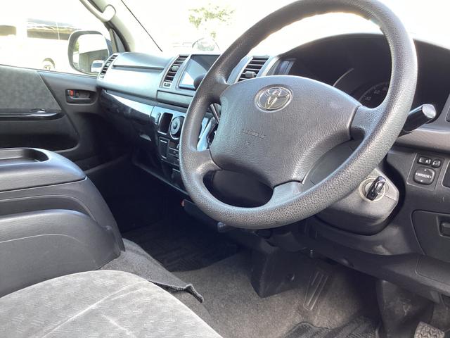 ハイエースバン ロングスーパーＧＬ　１型　社外アルミホイール　社外フロントスポイラー　新品タイミングベルト　イクリプスＳＤナビ　リアスライドガラス小窓　社外ハイマウント　ホワイトレタータイヤ　ウッドインテリアパネル　キーレス　ＥＴＣ（19枚目）